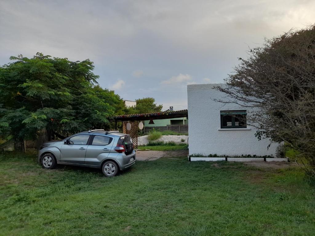 Rancho monoambiente en calle principal