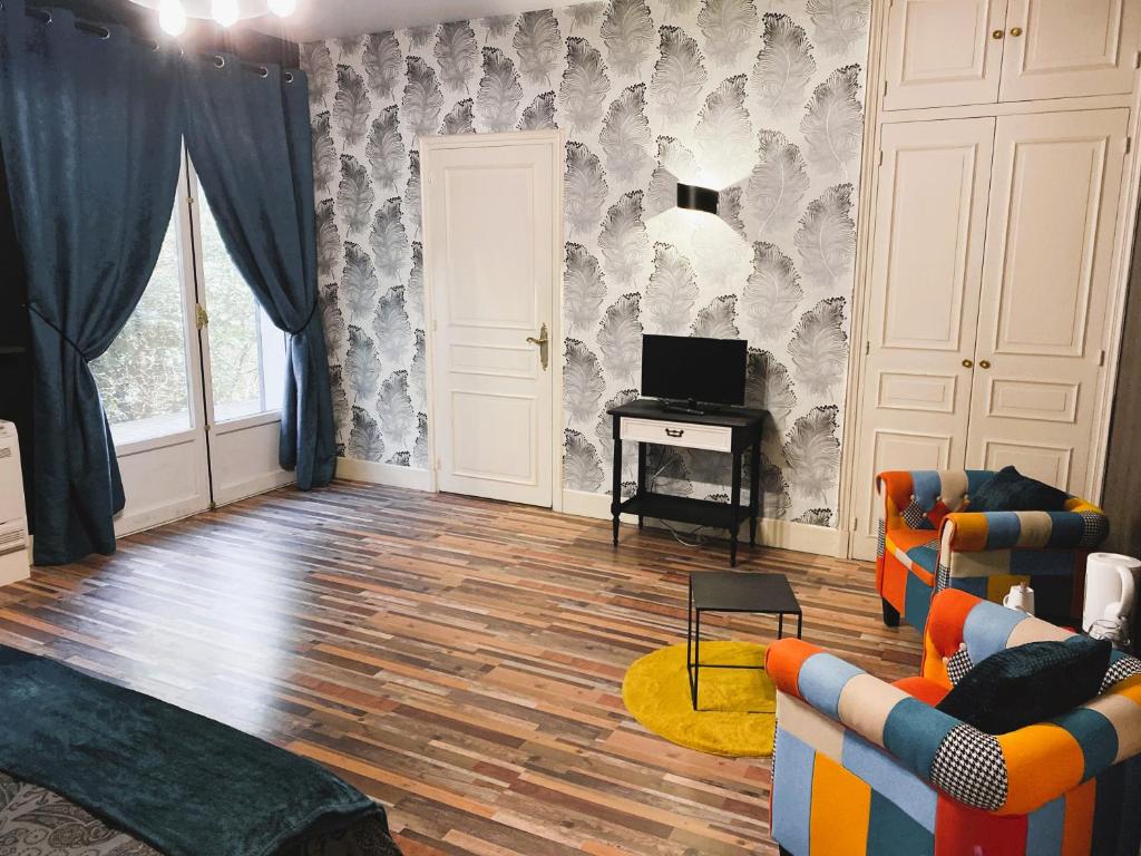 LES GENEBRUYERES - L'HISTOIRE D'UN REVE - Superior King Room