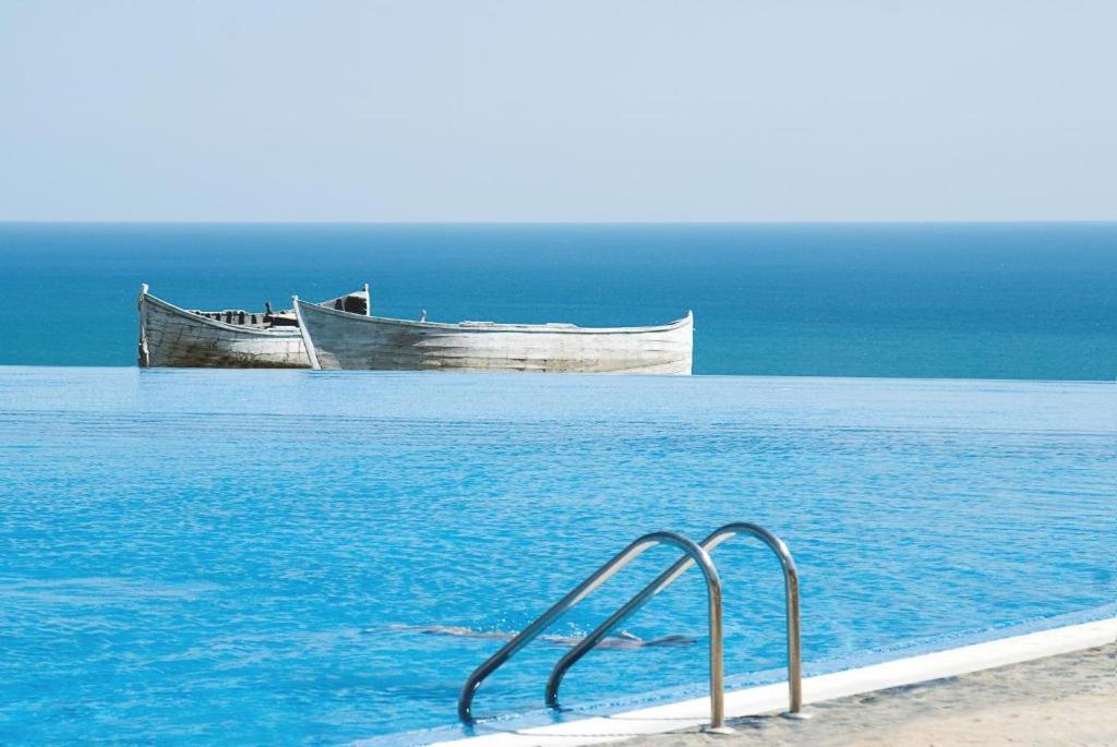 Bazén v ubytování Alex-part Kaliakria resort nebo v jeho okolí