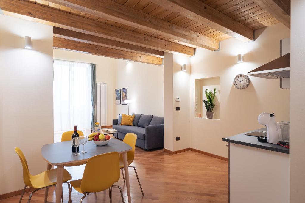 Open Sicily Residence - Central Apartments Near Quattro Canti - Resim 2