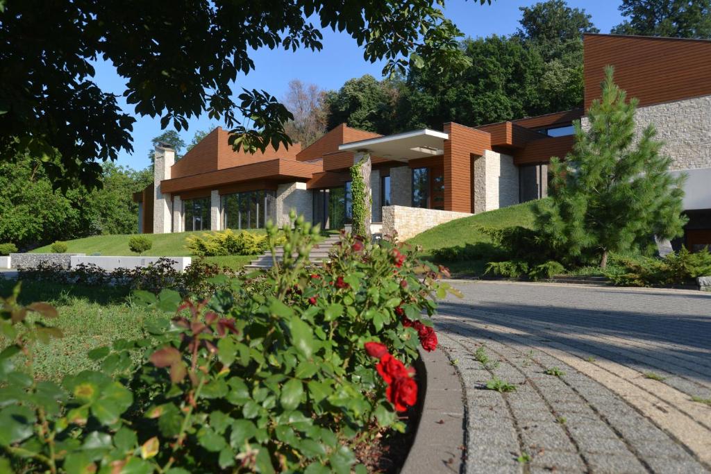 Zahrada ubytování Villa Luxury Rooms - Wine Resort