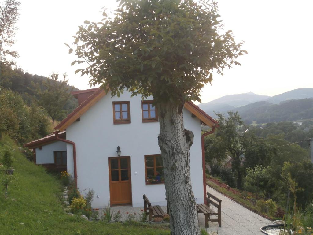 charming house with beautiful landscape, Frýdštejn – Updated 2023 Prices