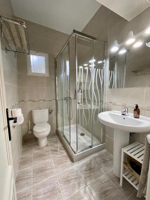 Apartamentos Carabela, Playa de Migjorn – Precios ...
