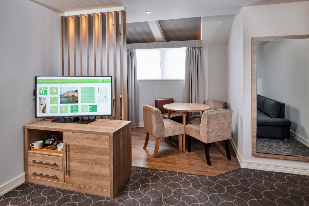 Holiday Inn Ellesmere Port/Cheshire Oaks, an IHG Hotel - 