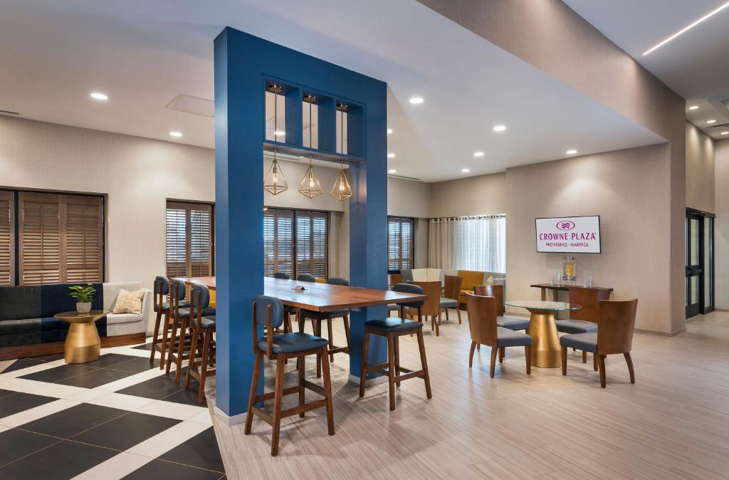 Crowne Plaza Providence-Warwick (Airport) by IHG photo