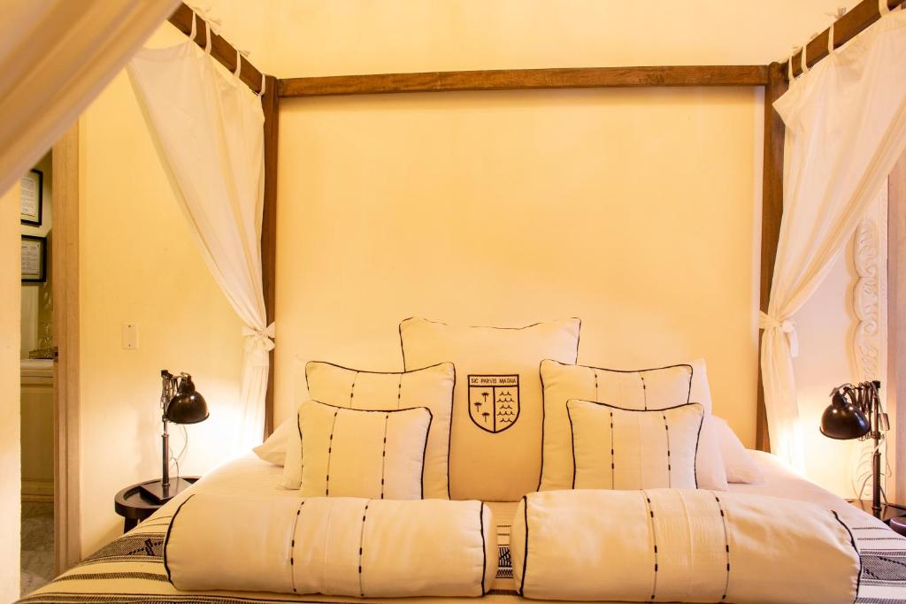 Postel nebo postele na pokoji v ubytování Casa de Alba Hotel Boutique