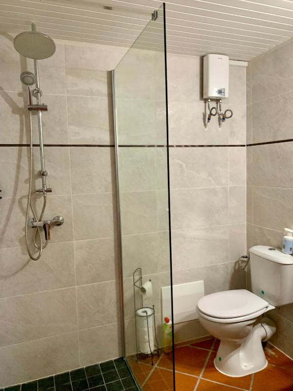 Uma casa de banho em SOMPTUEUX DUPLEX SUR LA ROUTE DES PLAGES