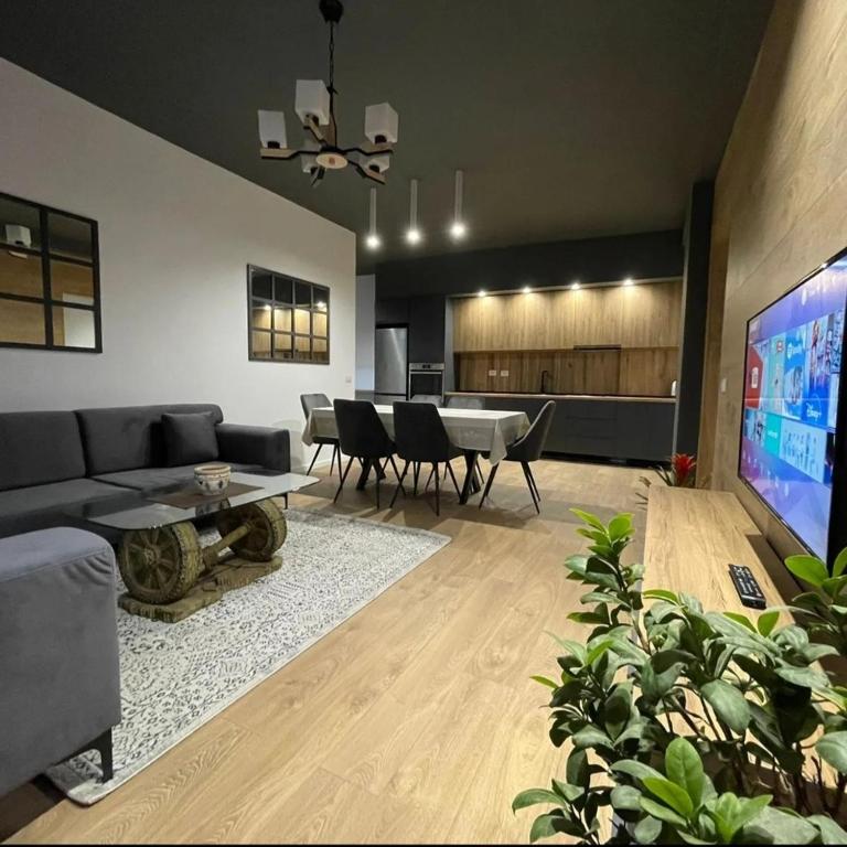 The Enomis Apartment