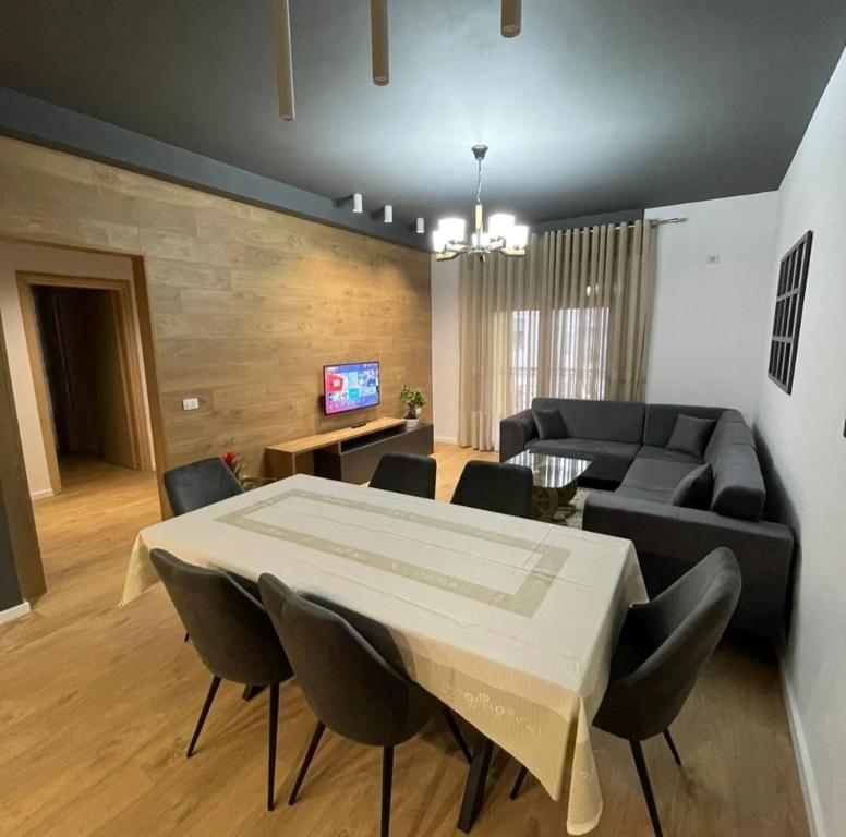 The Enomis Apartment - Image 5