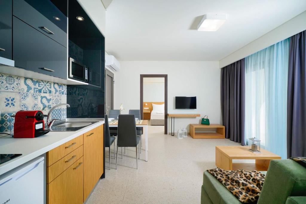 Encanto Village -Apartments - 16