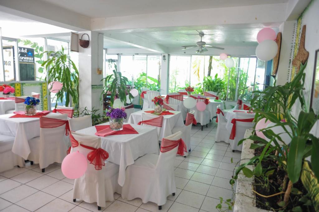 Restaurace v ubytování Glorianna Hotel