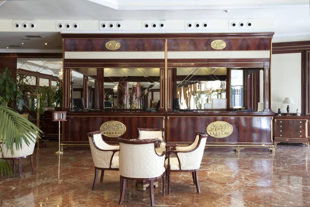 Restaurace v ubytování Hotel Alameda Palace