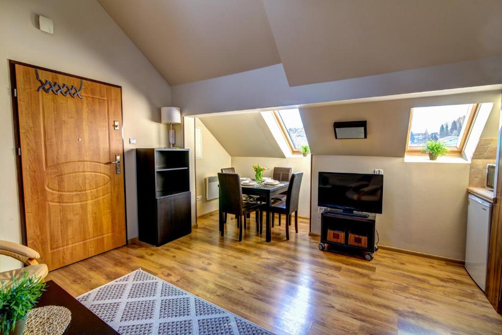 Fotografia z galérie ubytovania Krynica Apartamenty Apartament w Centrum z dwoma sypialniami 20 v Krynici-Zdrój