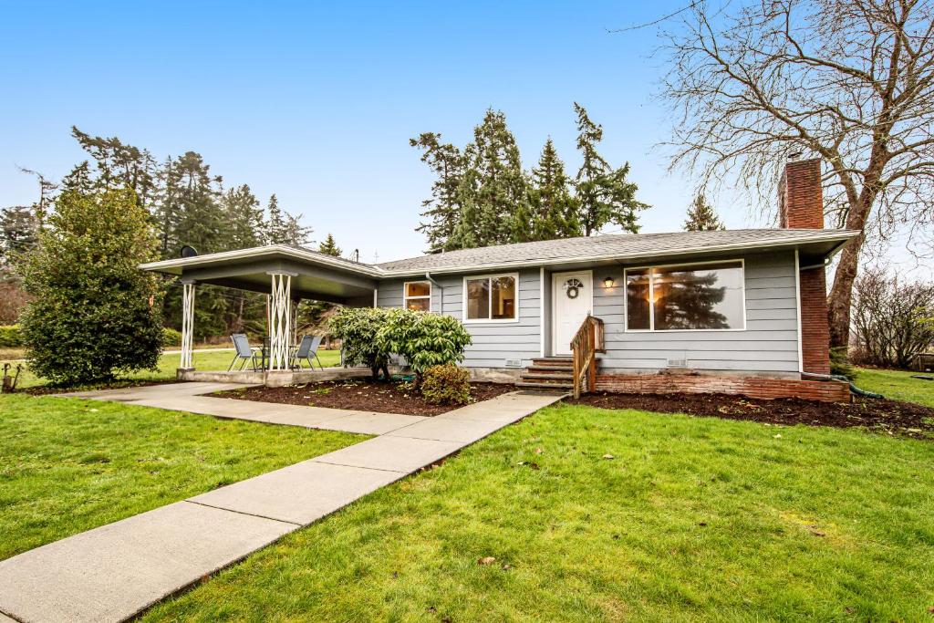 Island Retreat & Baker View Seascape, Oak Harbor (updated prices 2024)