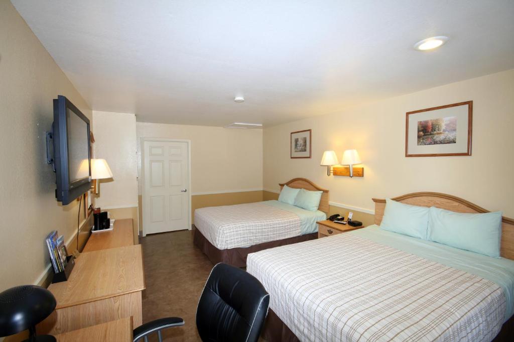Edinburg Executive Inn photo
