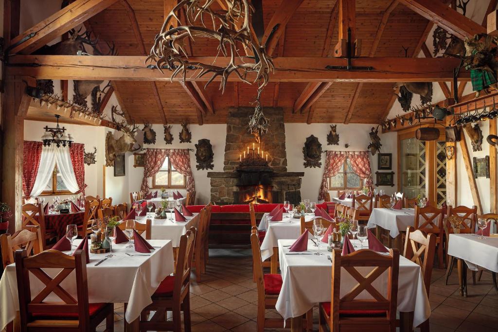 Restaurace v ubytování Hotel Křížový vrch