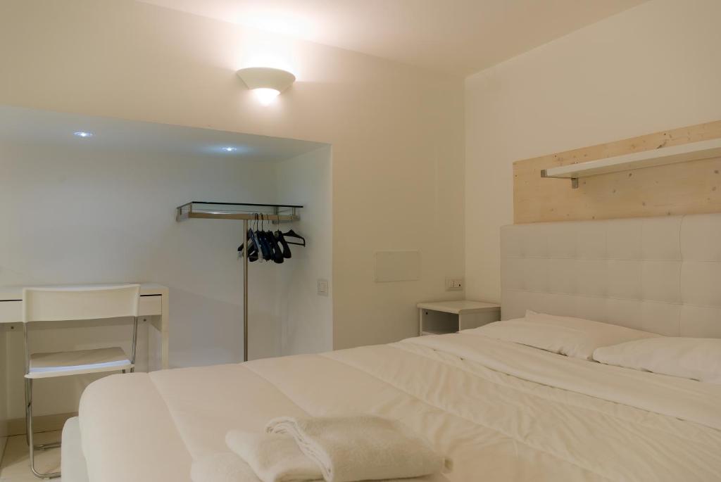 White albergo diffuso Ristorante & SPA - Estudio De Dos Niveles