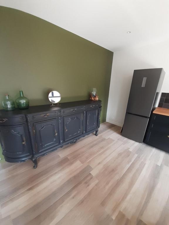 Kuchyň nebo kuchyňský kout v ubytování Maison chaleureuse, spacieuse et familiale