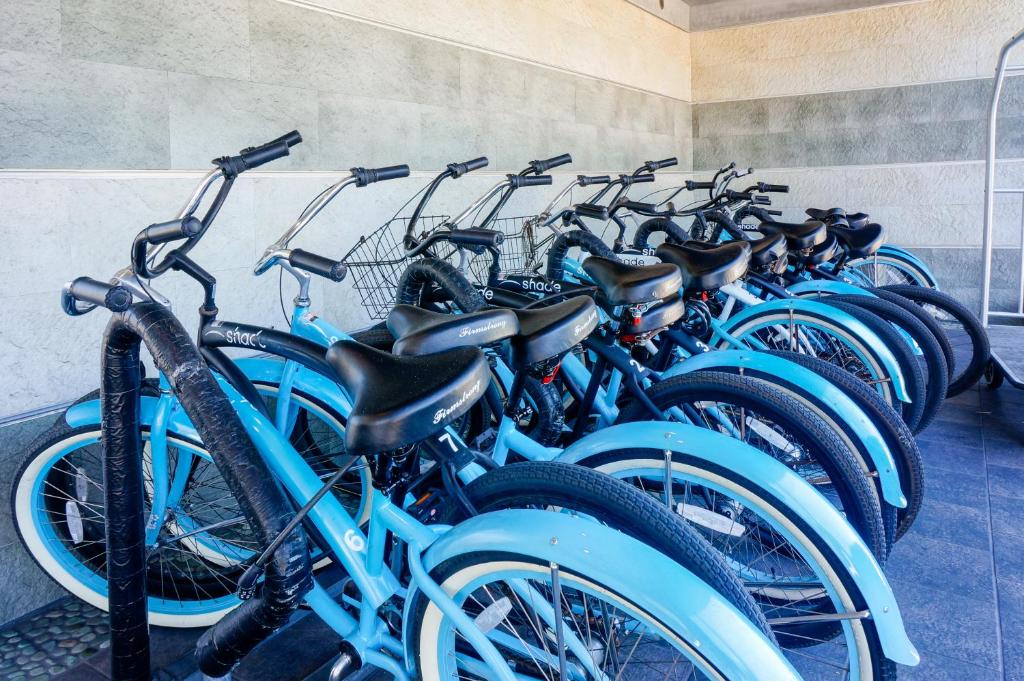 Jízda na kole v ubytování Shade Hotel Manhattan Beach nebo okolí