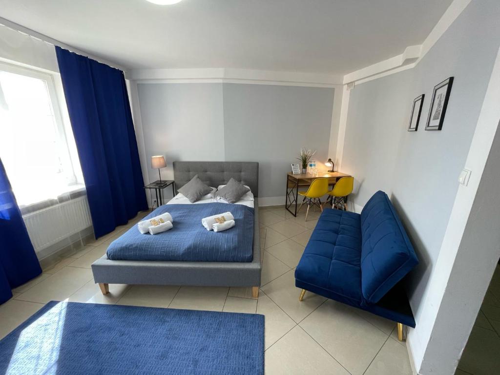 
Double Room with Extra Bed and Balcony
