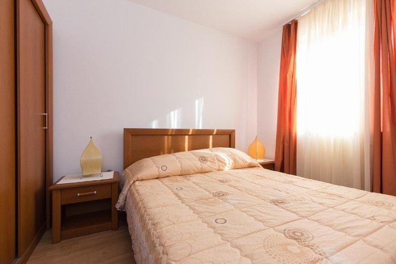 Posteľ alebo postele v izbe v ubytovaní Marija F4 Apartment