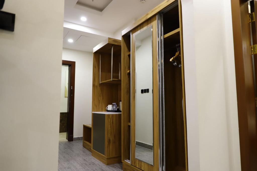 Kuchyň nebo kuchyňský kout v ubytování PRIMOTEL Elite As Salamah