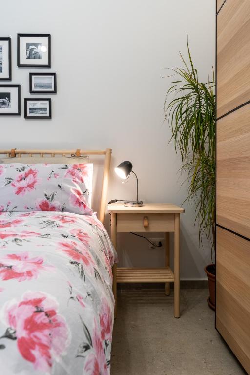 Łóżko lub łóżka w pokoju w obiekcie La casa di Filomena