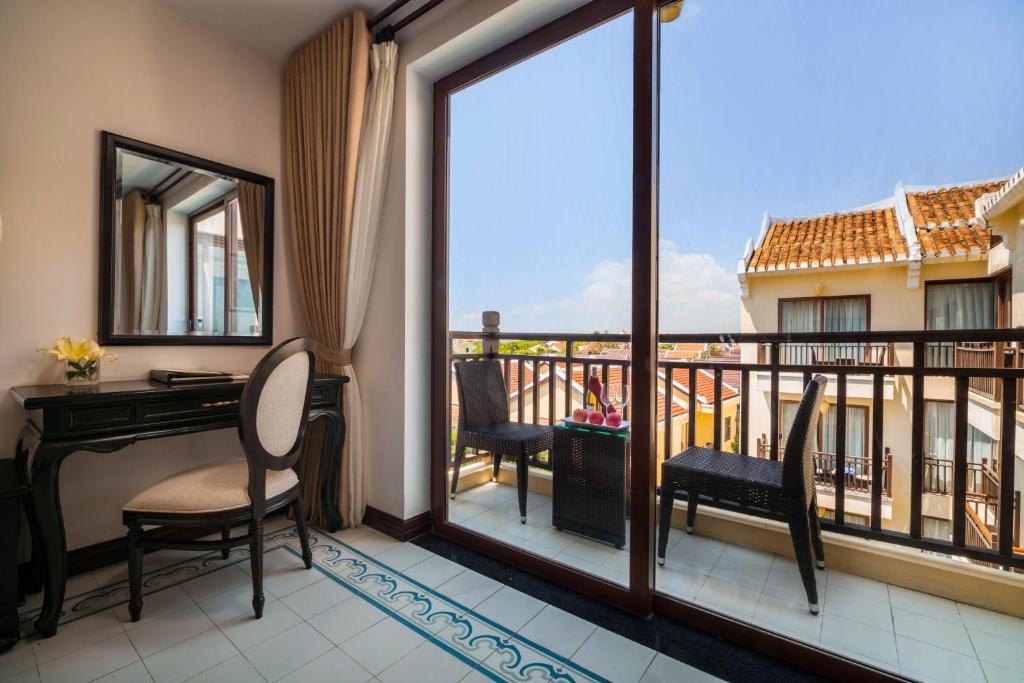 Phòng Deluxe Giường Đôi/2 Giường Đơn Có Ban Công