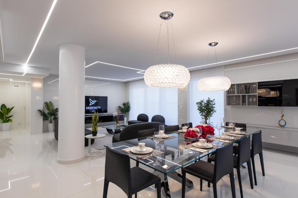 Kuchyň nebo kuchyňský kout v ubytování Serenity Penthouse