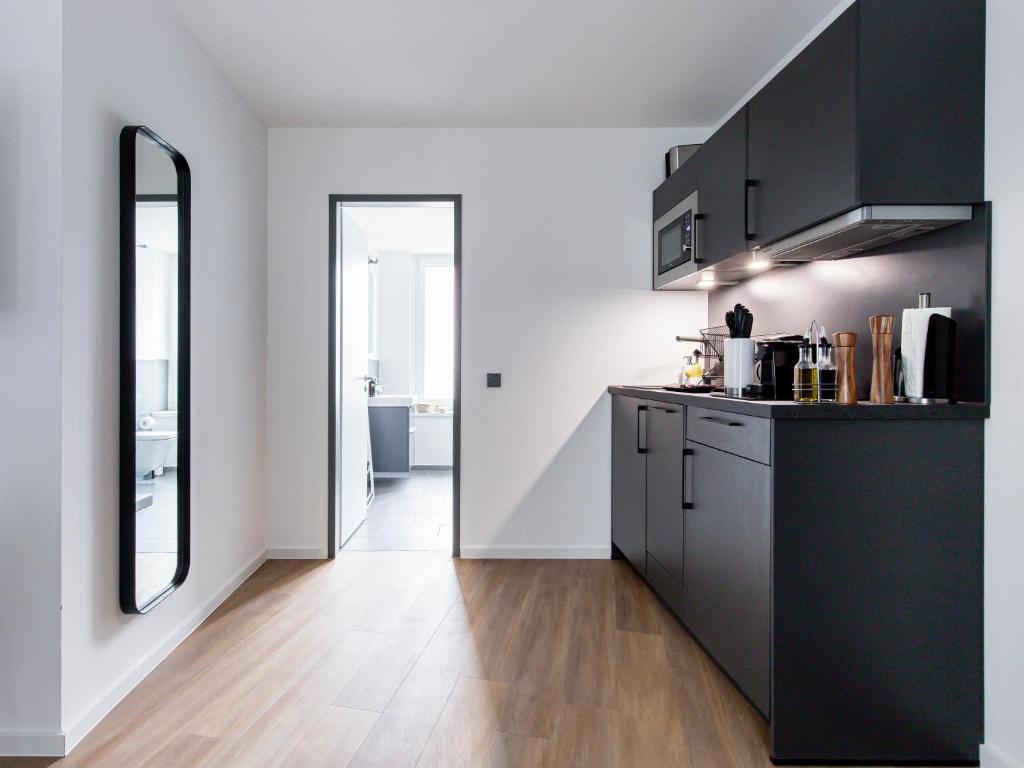 Limehome Essen Kettwiger Straße - Resim 29