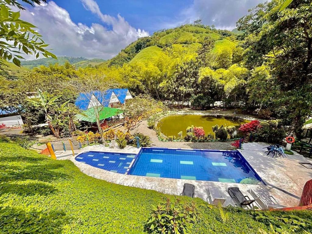 Glamping La Cabanita Santuario - Family Bungalow