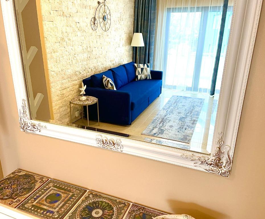 O zonă de relaxare la Apartament Alexandru Neptun Private Suites