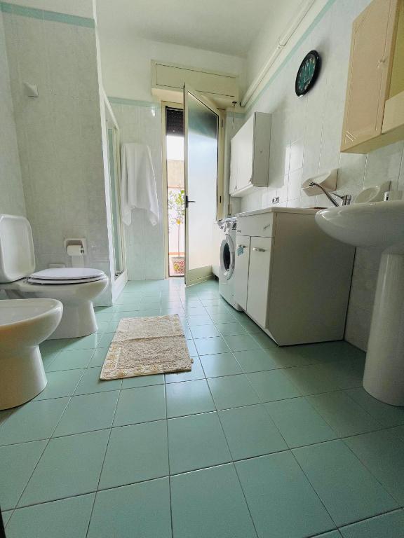 A bathroom at La casa del sole