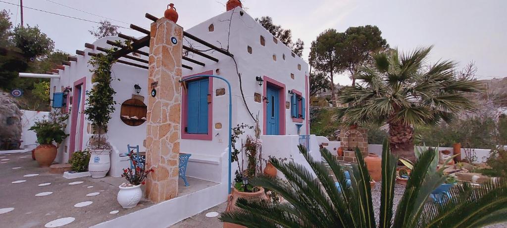 The building in which the holiday home is located