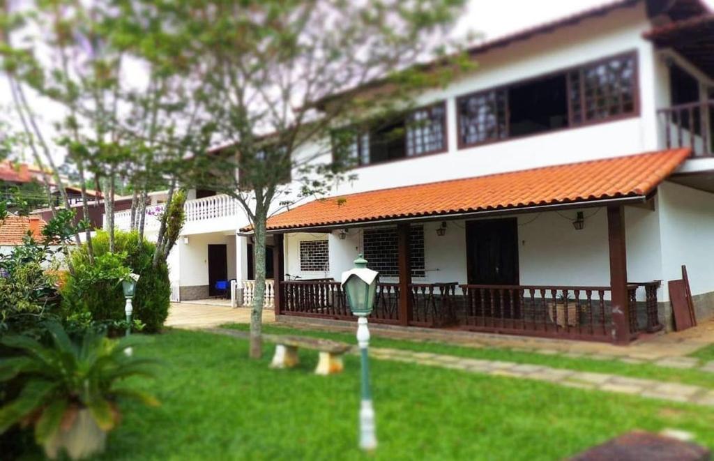 Espaço 579 - Four-Bedroom House