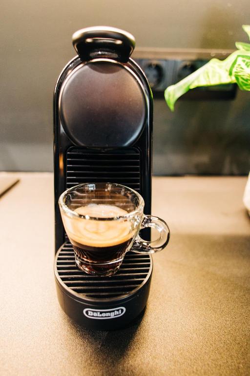 Triple A - Prime Location - Between Monastiraki & Syntagma Square-FREE Parking! - Resim 24