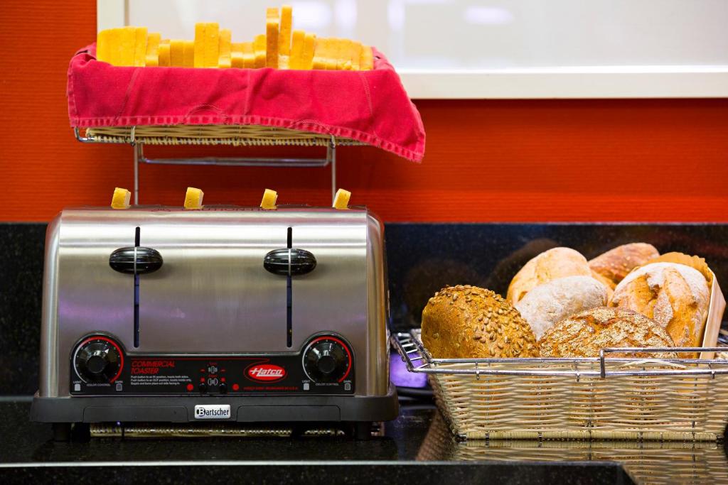 Hotel Wartmann am Bahnhof - Resim 36