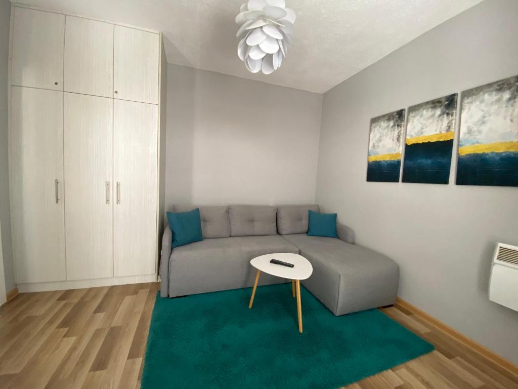 Apartment 13 - Studio