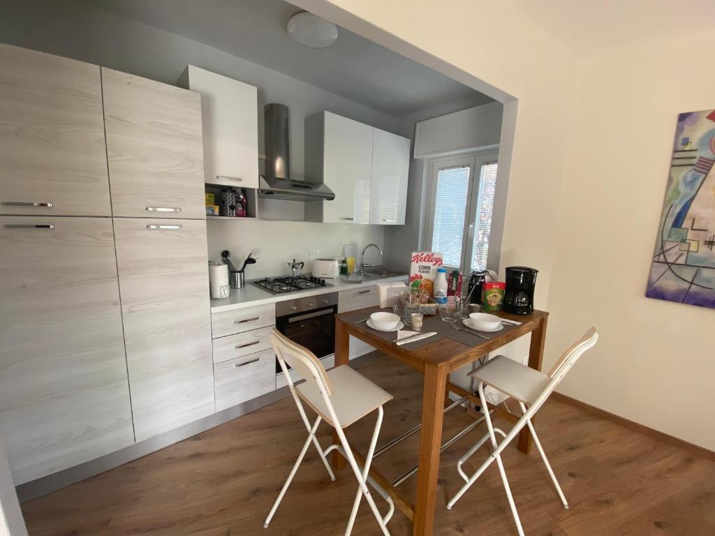 Appartamento Golfo Borromeo 4 Baveno - Apartamento Con Balcón