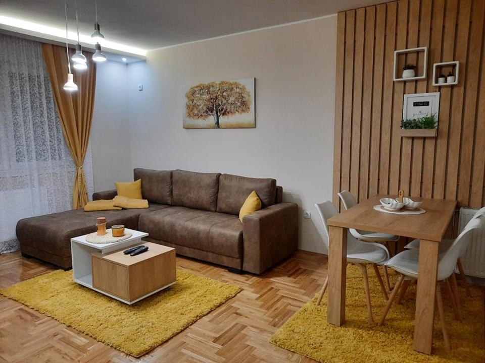 Apartman Ljiljana LUX Sombor - Appartement D'Une Chambre