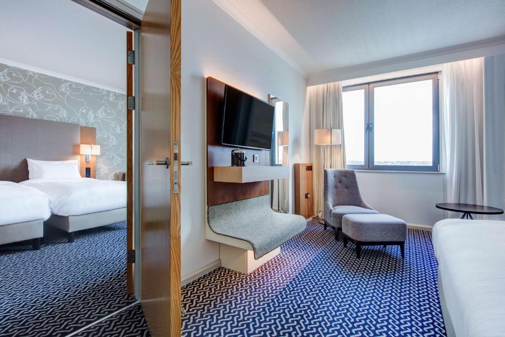 Radisson Blu Waterfront Hotel, Jersey, Saint Helier Jersey – Updated 2023  Prices
