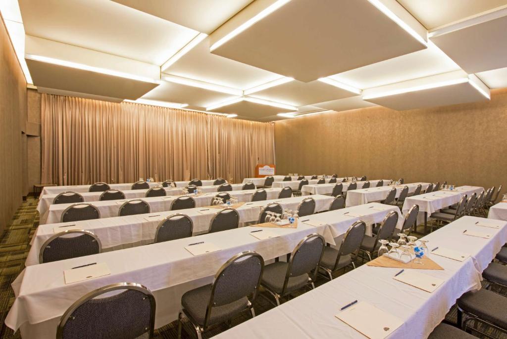 Konferenční prostory v ubytování Lakeview Signature, Trademark Collection by Wyndham
