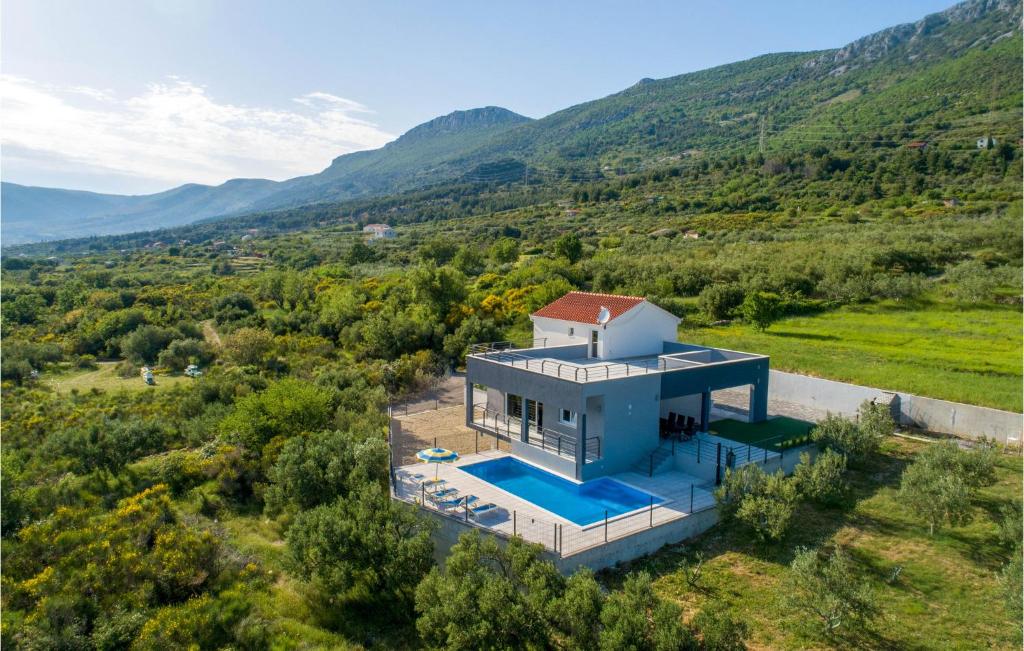 Φυσικό τοπίο κοντά σε αυτή η παραθεριστική κατοικία