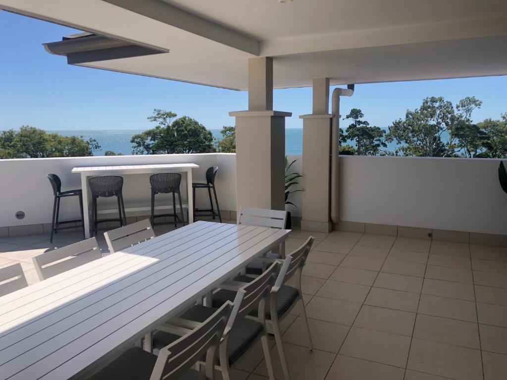 Beachfront Grand Mercure Allegra Hervey Bay - Penthouse Premium Avec Deux Chambres Et Vue Sur L'Océan