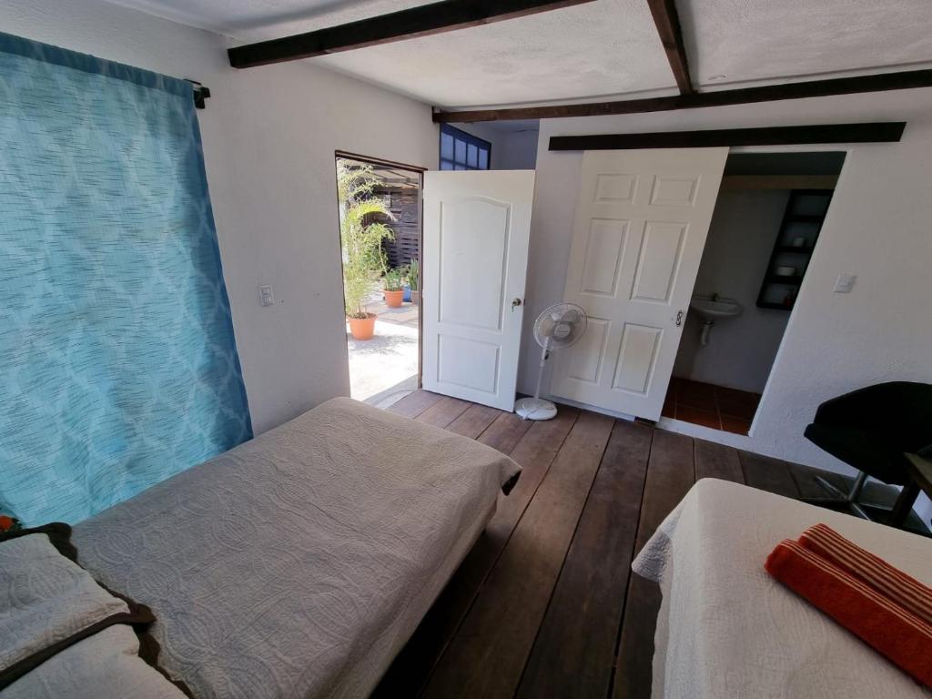 ESTU habitaciones - Chambre Jumelle Avec Terrasse