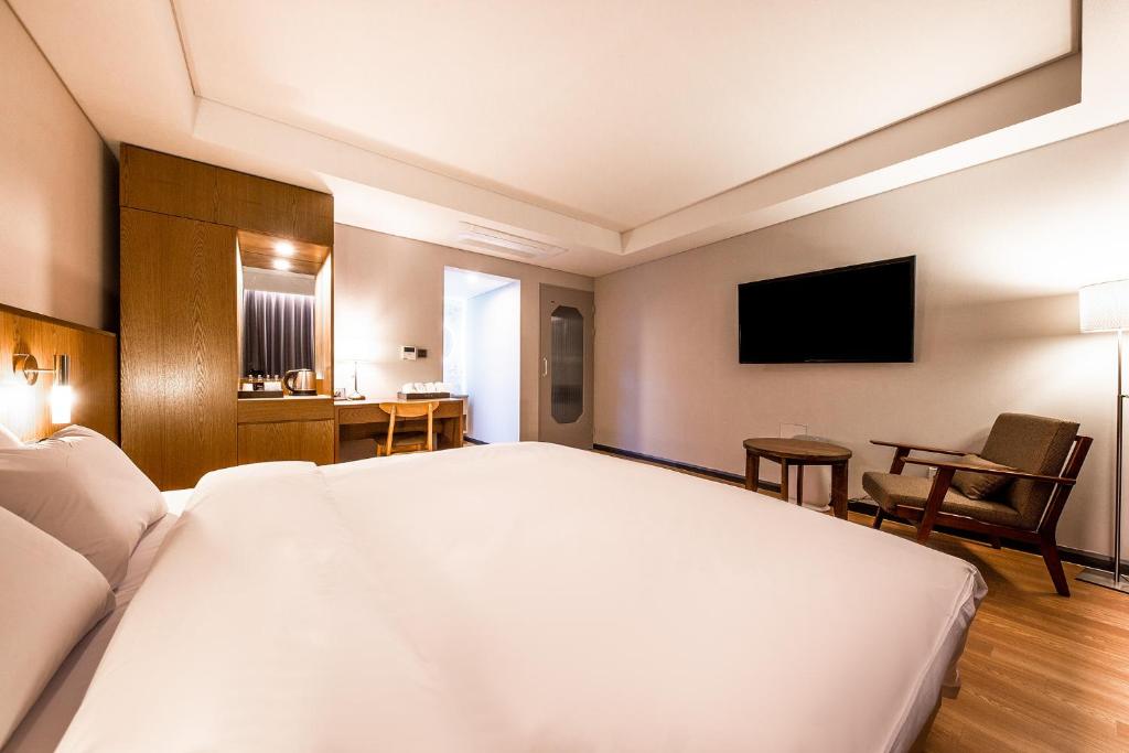 Hotel the Hill - 