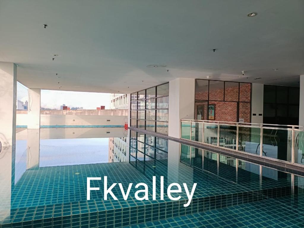 Studio 14 Vacation with Pool in Shah Alam City - Hizvo