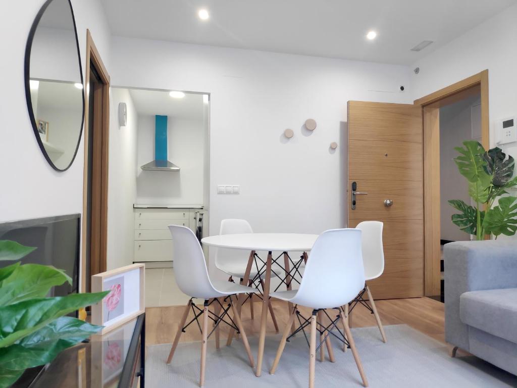 Apartamentos Rey by Como en Casa - 15