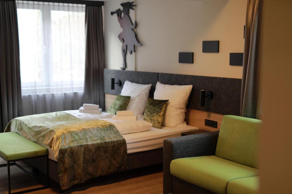 Postel nebo postele na pokoji v ubytování Hotel zur Börse