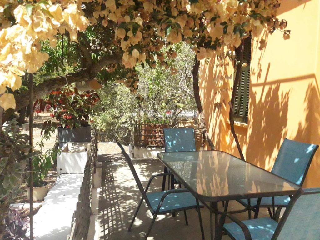 NESTOR Cottage